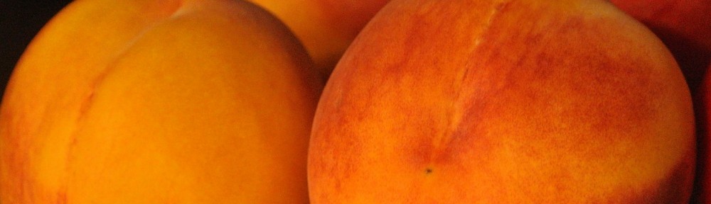 peaches-581616_1280